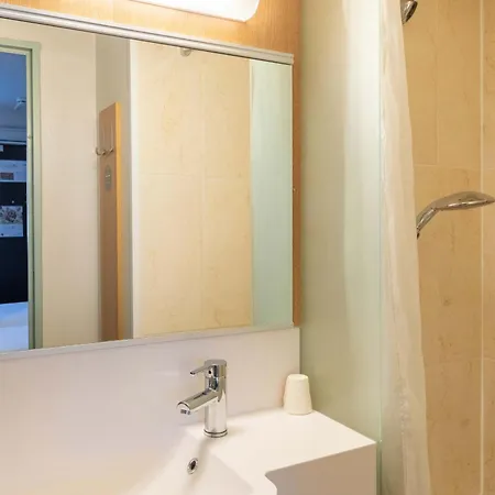 Ξενοδοχείο B&B Hotel Agen 2*