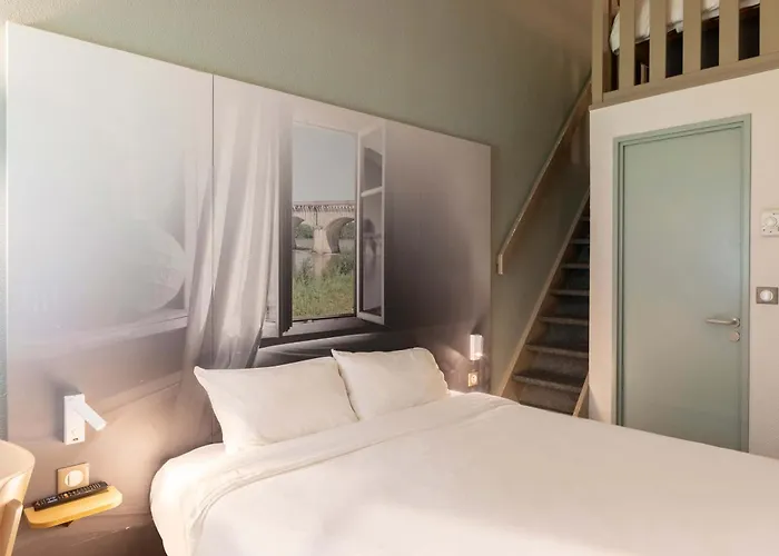 B&B Hôtel Agen Hotel 2*