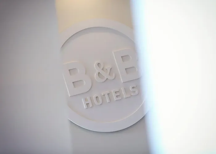 B&B HOTEL Agen Hotel
